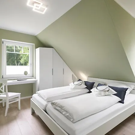 Ferienhaus Snueues Hues 2 *