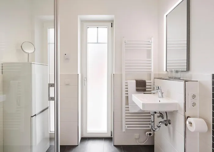 Snueues Hues 2 * Вик-ауф-Фёр